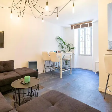 001 Safranier With Private Jacuzzi * Antibes